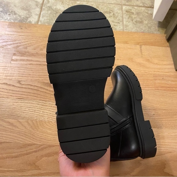 Cat & Jack Double Buckle Moto Boots NEW Sz 1 Kids Black Zip Up Heeled - Picture 4 of 5